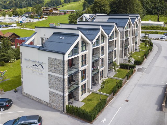 Bergparadies**** Apartment & Studio Hotel - Dorfgastein